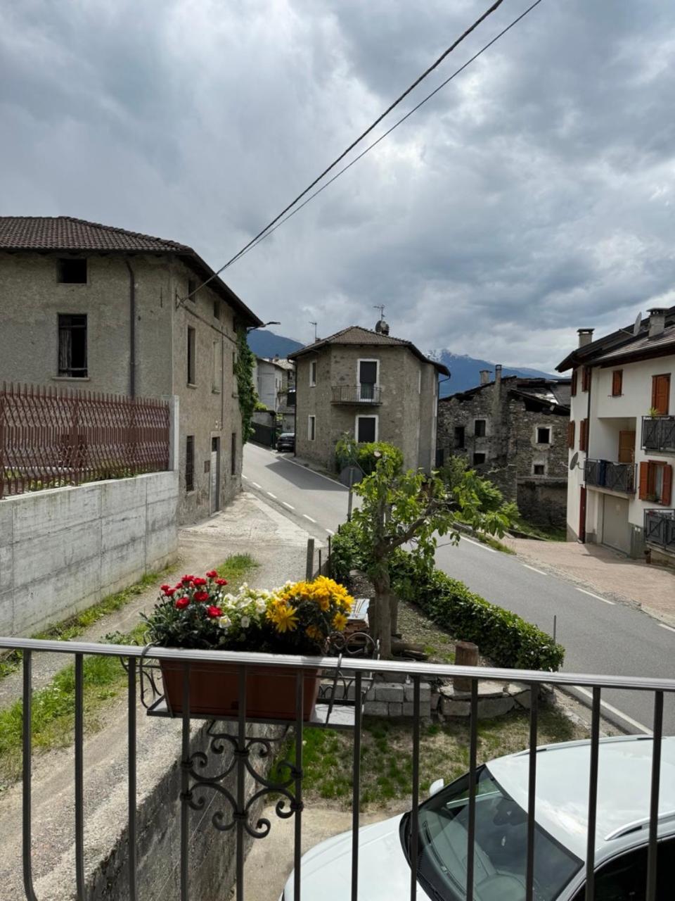 Ca Marasciol A 5 Minuti Dal Trenino Rosso Del Bernina Express Otel Villa di Tirano Dış mekan fotoğraf