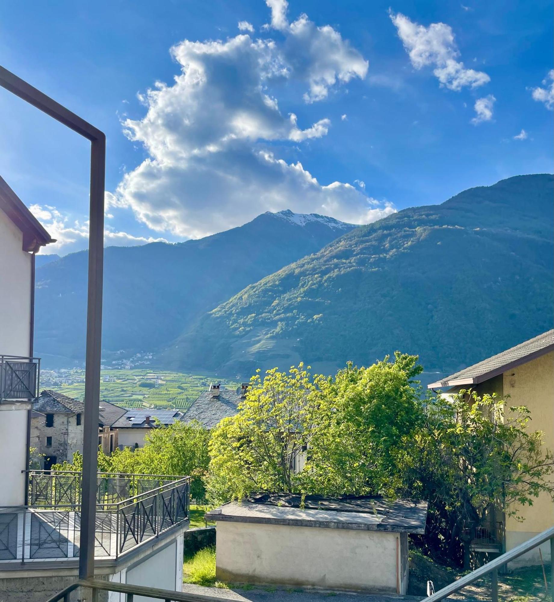 Ca Marasciol A 5 Minuti Dal Trenino Rosso Del Bernina Express Otel Villa di Tirano Dış mekan fotoğraf
