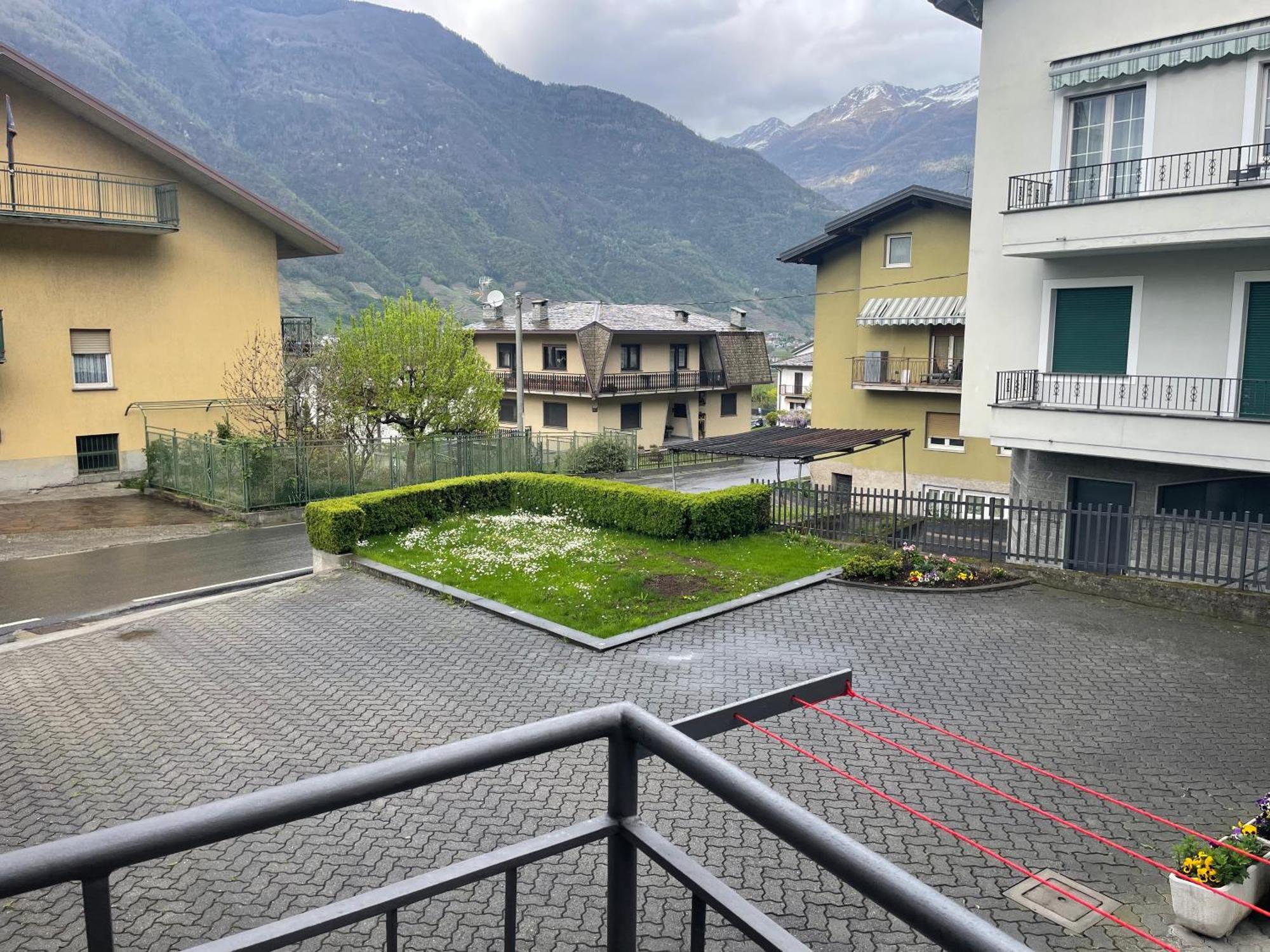 Ca Marasciol A 5 Minuti Dal Trenino Rosso Del Bernina Express Otel Villa di Tirano Dış mekan fotoğraf